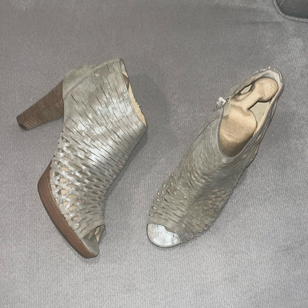 Paul Green 4” heels suede leather booties